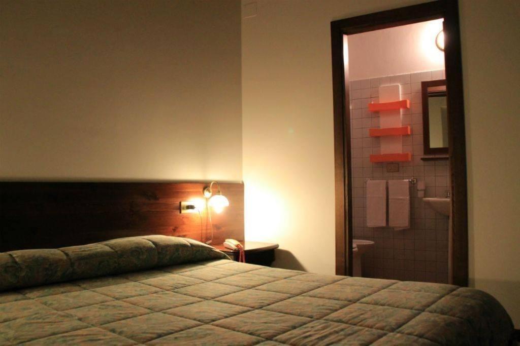 Guerrin Meschino Hotel มอนเตมอนาโก ภายนอก รูปภาพ